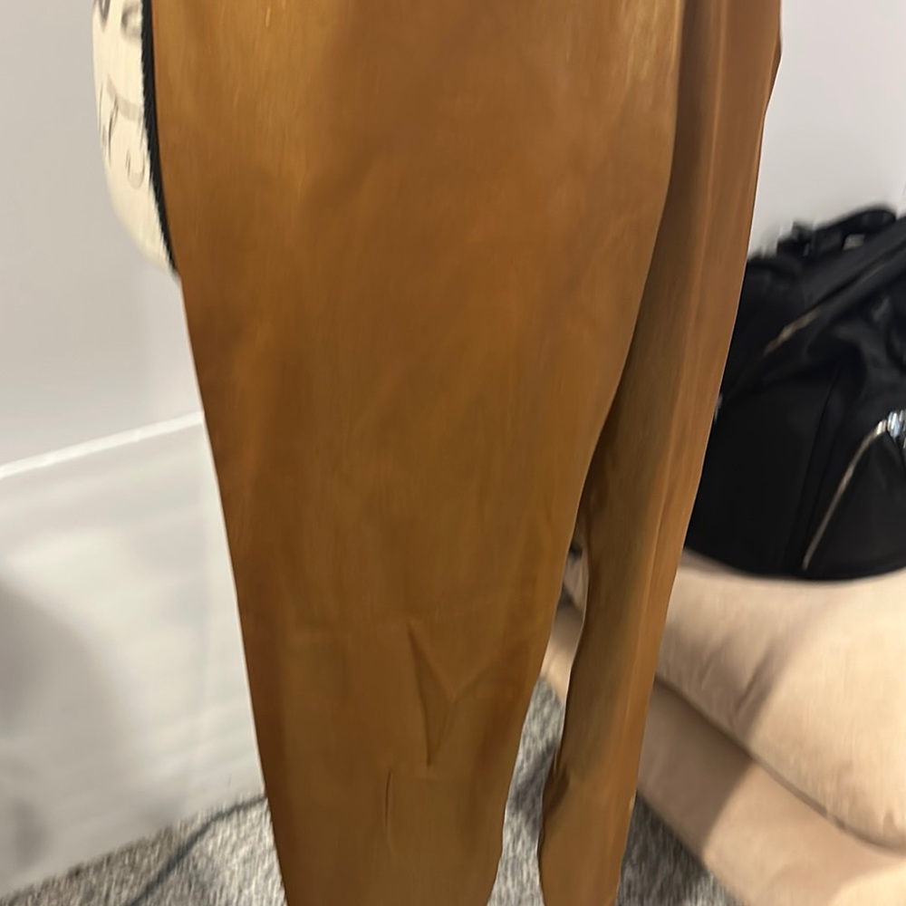Nike Gold Leggings - Picture 2 of 4